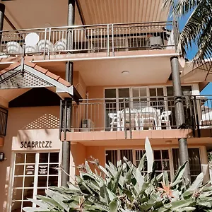 Aparthotel Sea Breeze On Main, Byron Bay